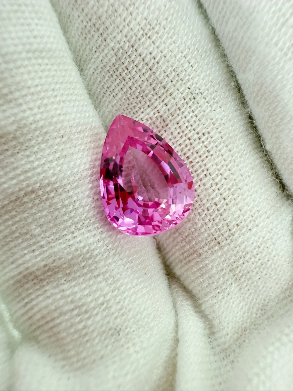 Pink Pear-Cut Gemstone for Women Jewelry